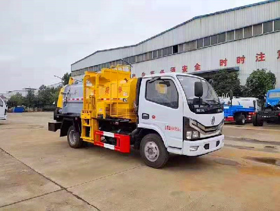 東風(fēng)小多利卡國(guó)六4方藍(lán)牌餐廚垃圾車(chē)