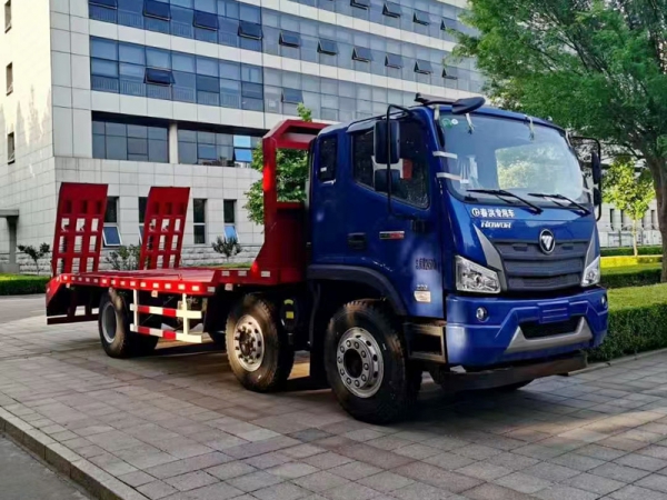 （國(guó)六）福田瑞沃小三軸平板運(yùn)輸車