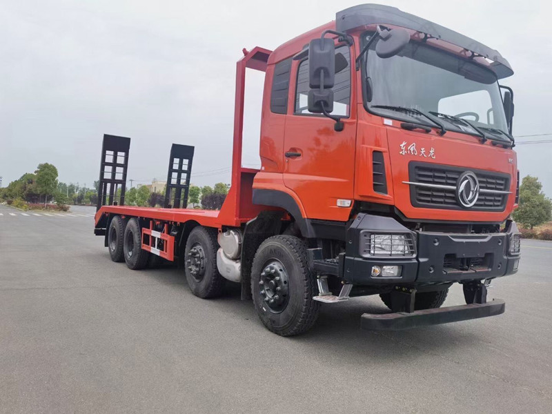 國六東風天龍前四后八平板運輸車，挖機拖車價格